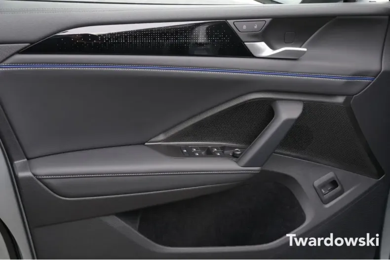 Volkswagen Tiguan din 2024 cu 12.149 km - oferta VOL147292 - foto 9