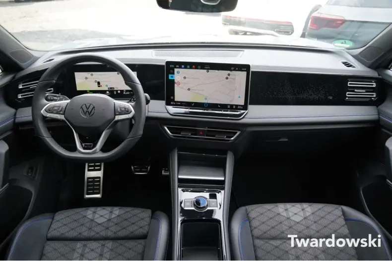 Volkswagen Tiguan din 2024 cu 12.149 km - oferta VOL147292 - foto 12