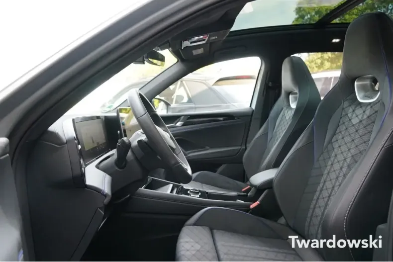 Volkswagen Tiguan din 2024 cu 12.149 km - oferta VOL147292 - foto 13