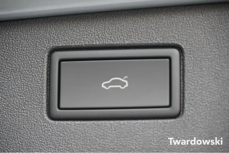 Volkswagen Tiguan din 2024 cu 12.149 km - oferta VOL147292 - foto 17