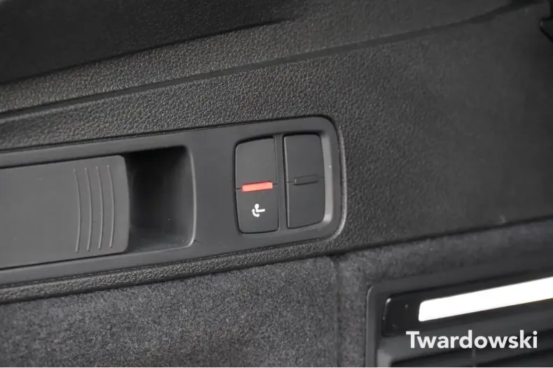 Audi Q5 din 2024 cu 11.637 km - oferta AUD147294 - foto 20