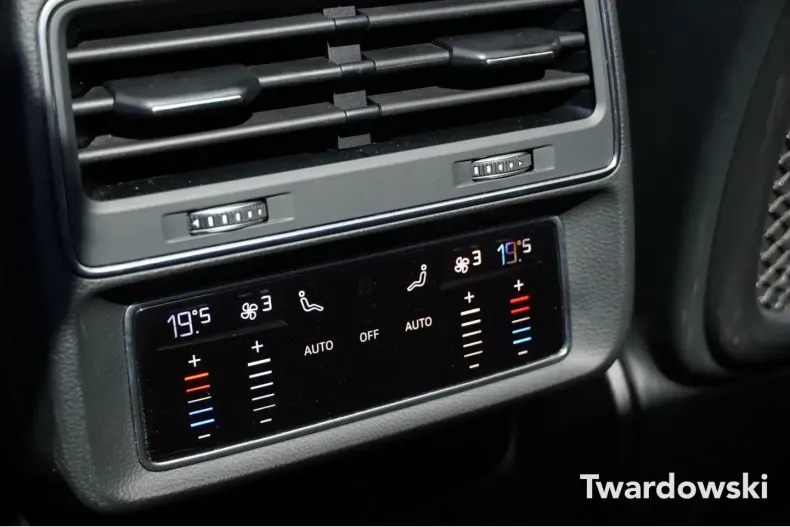 Audi Q7 din 2025 cu 18.461 km - oferta AUD147296 - foto 18