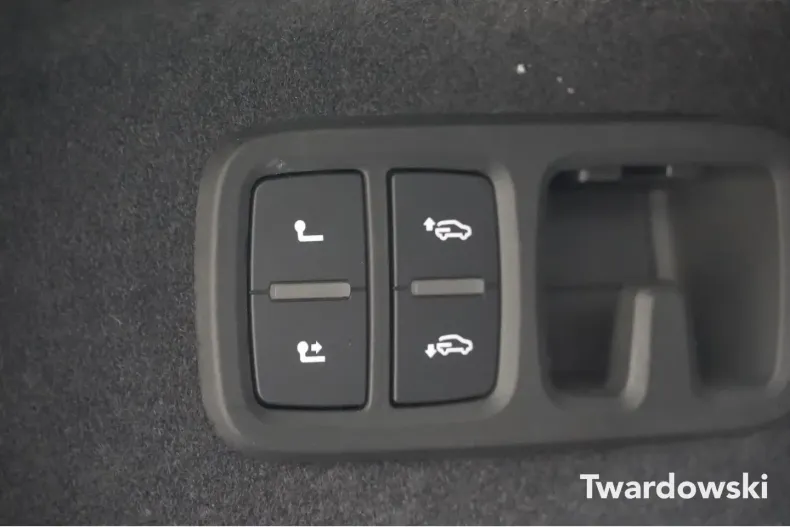 Audi Q8 din 2025 cu 19.165 km - oferta AUD147297 - foto 18