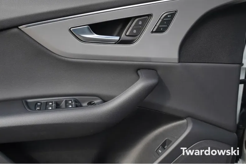 Audi Q8 din 2025 cu 14.029 km - oferta AUD147299 - foto 8