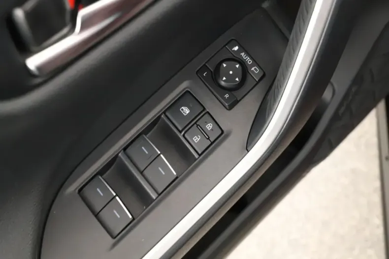 Toyota RAV4 din 2024 cu 17.825 km - oferta TOY147303 - foto 19