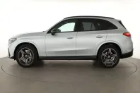 Mercedes-Benz GLC 200 din 2024 cu 7.757 km - oferta MER147304 - foto 3