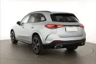 Mercedes-Benz GLC 200 din 2024 cu 7.757 km - oferta MER147304 - foto 4