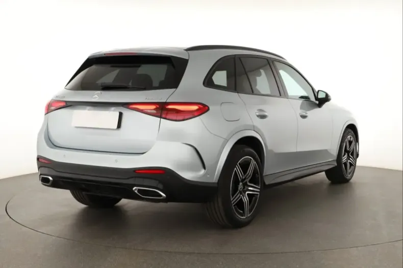 Mercedes-Benz GLC 200 din 2024 cu 7.757 km - oferta MER147304 - foto 5