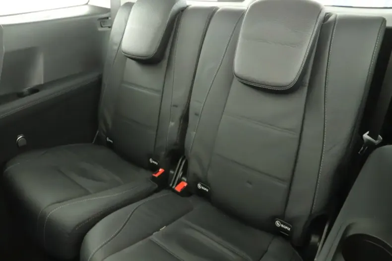 Mercedes-Benz GLE 450 din 2024 cu 16.268 km - oferta MER147305 - foto 18