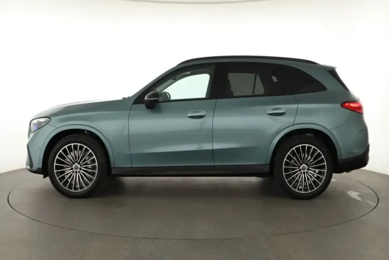 Mercedes-Benz GLC 220 din 2024 cu 22.540 km - oferta MER147306 - foto 3
