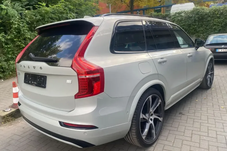 Volvo XC90 din 2022 cu 55.600 km - oferta VOL147307 - foto 4