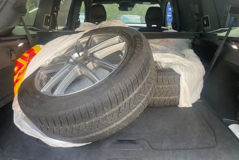 Volvo XC90 din 2022 cu 55.600 km - oferta VOL147307 - foto 11