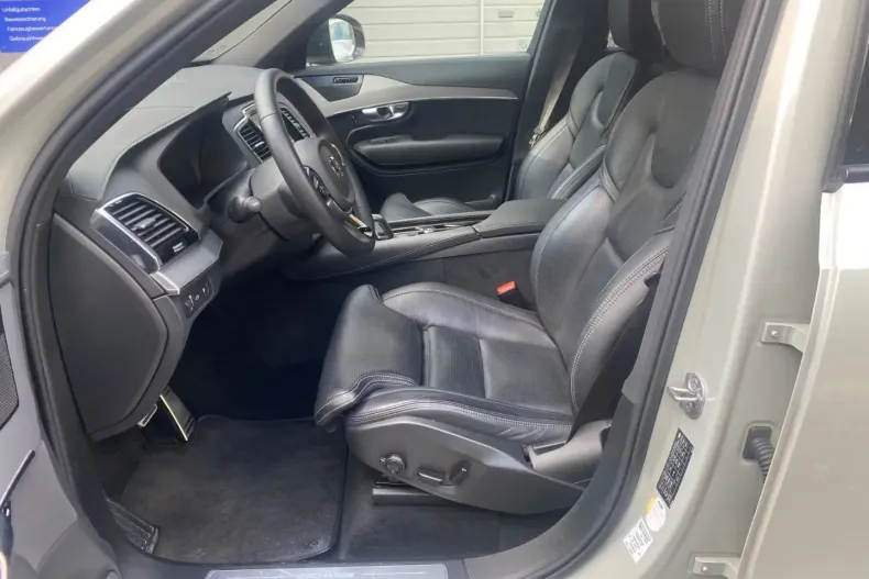 Volvo XC90 din 2022 cu 55.600 km - oferta VOL147307 - foto 15