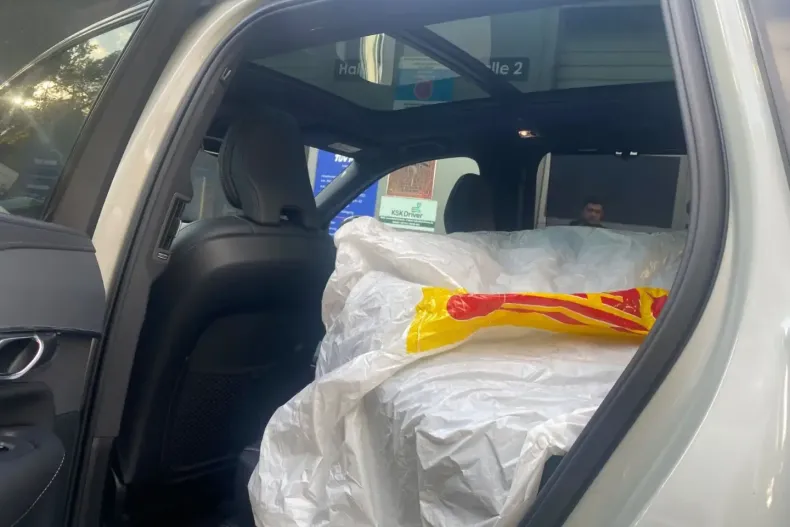 Volvo XC90 din 2022 cu 55.600 km - oferta VOL147307 - foto 24