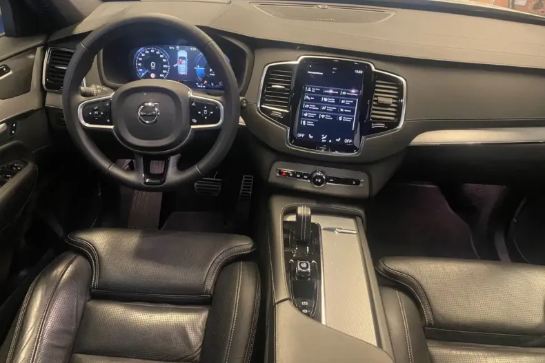 Volvo XC90 din 2022 cu 55.600 km - oferta VOL147307 - foto 32