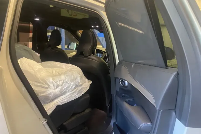 Volvo XC90 din 2022 cu 55.600 km - oferta VOL147307 - foto 36