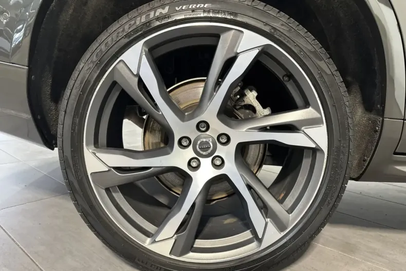 Volvo XC90 din 2022 cu 108.450 km - oferta VOL147308 - foto 4