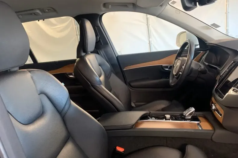 Volvo XC90 din 2022 cu 118.062 km - oferta VOL147312 - foto 5