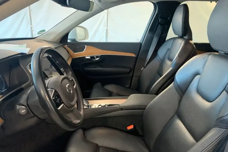 Volvo XC90 din 2022 cu 118.062 km - oferta VOL147312 - foto 13