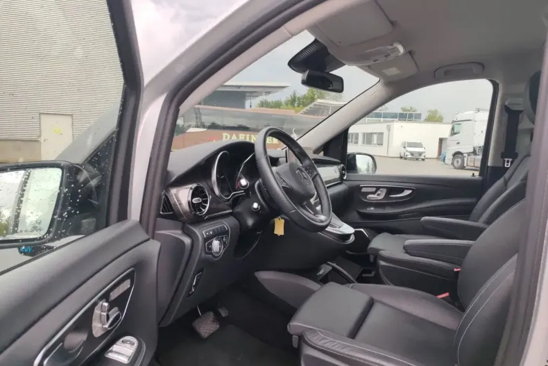 Mercedes-Benz V 300 din 2022 cu 35.203 km - oferta MER147316 - foto 6