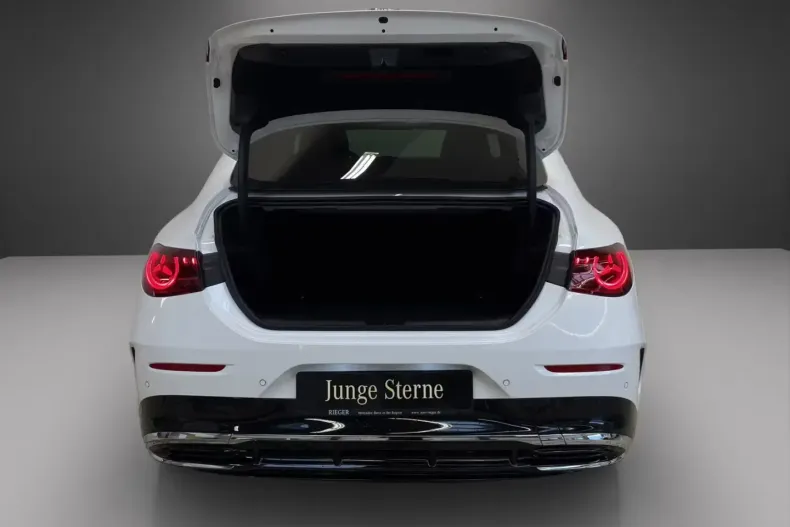 Mercedes-Benz CLA 250 din 2025 cu 6.000 km - oferta MER147317 - foto 6