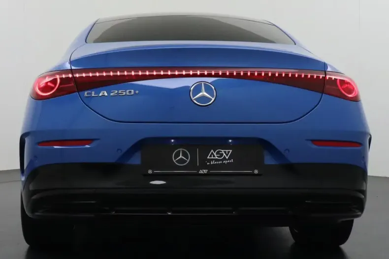 Mercedes-Benz CLA 250 din 2025 cu 5.401 km - oferta MER147321 - foto 5