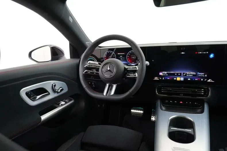 Mercedes-Benz CLA 250 din 2025 cu 5.401 km - oferta MER147321 - foto 11