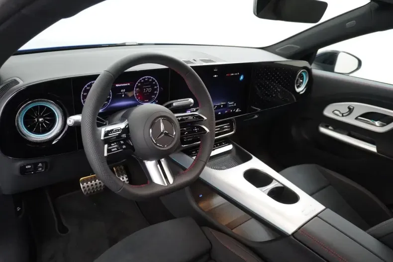 Mercedes-Benz CLA 250 din 2025 cu 5.401 km - oferta MER147321 - foto 12