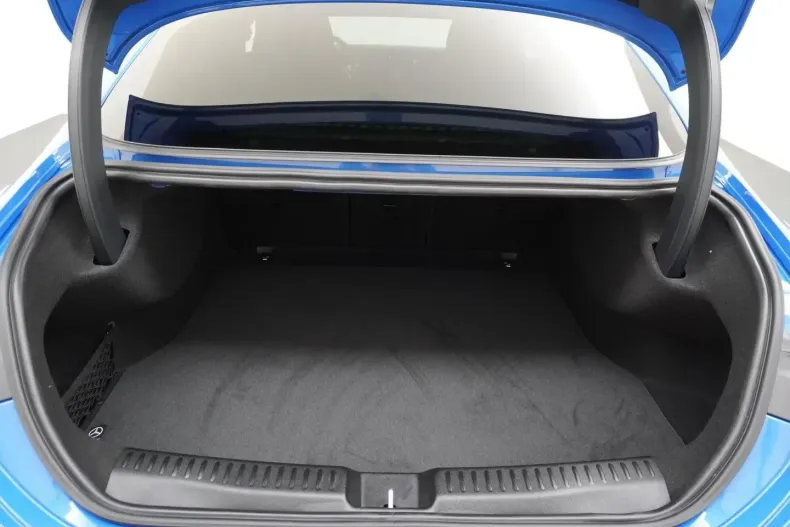 Mercedes-Benz CLA 250 din 2025 cu 5.401 km - oferta MER147321 - foto 33