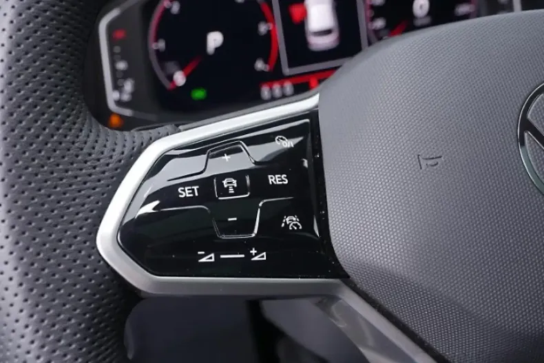 Volkswagen Tiguan Allspace din 2024 cu 20.592 km - oferta VOL147327 - foto 9