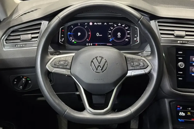 Volkswagen Tiguan Allspace din 2023 cu 37.247 km - oferta VOL147338 - foto 10