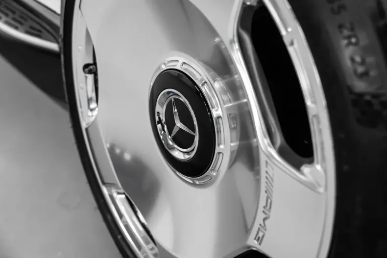 Mercedes-Benz GLS 63 din 2024 cu 10.000 km - oferta MER147339 - foto 14