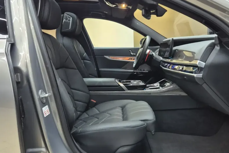 BMW M760 din 2023 cu 78.500 km - oferta BMW147340 - foto 9