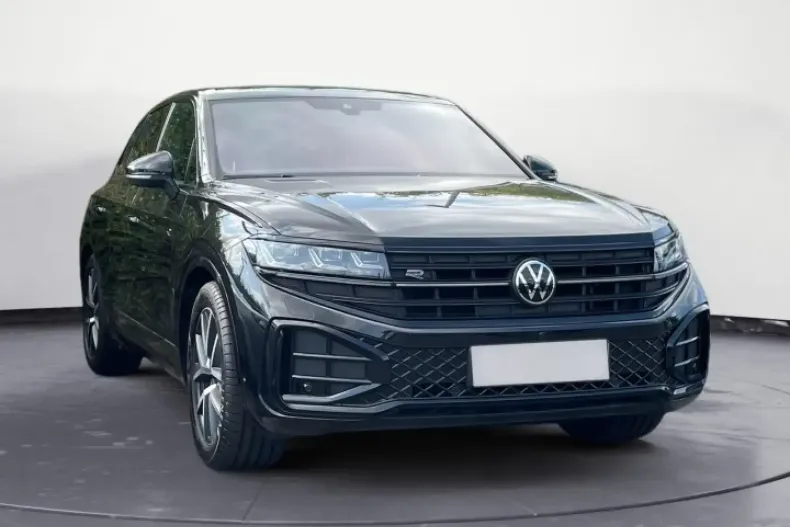 Volkswagen Touareg din 2024 cu 35.698 km - oferta VOL147342 - foto 2