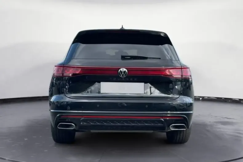 Volkswagen Touareg din 2024 cu 35.698 km - oferta VOL147342 - foto 6