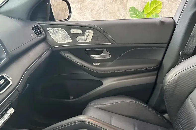 Mercedes-Benz GLE 400 din 2023 cu 24.000 km - oferta MER147345 - foto 13