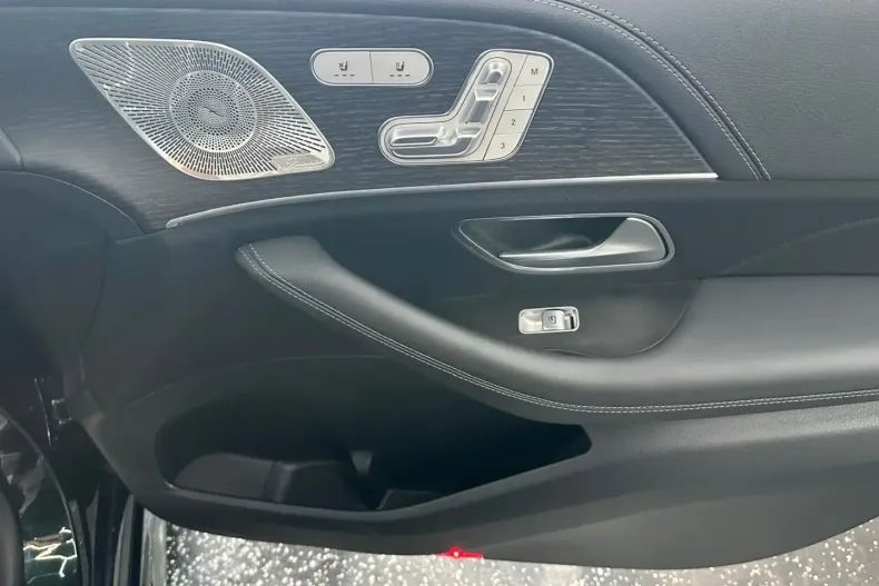 Mercedes-Benz GLE 400 din 2023 cu 24.000 km - oferta MER147345 - foto 17