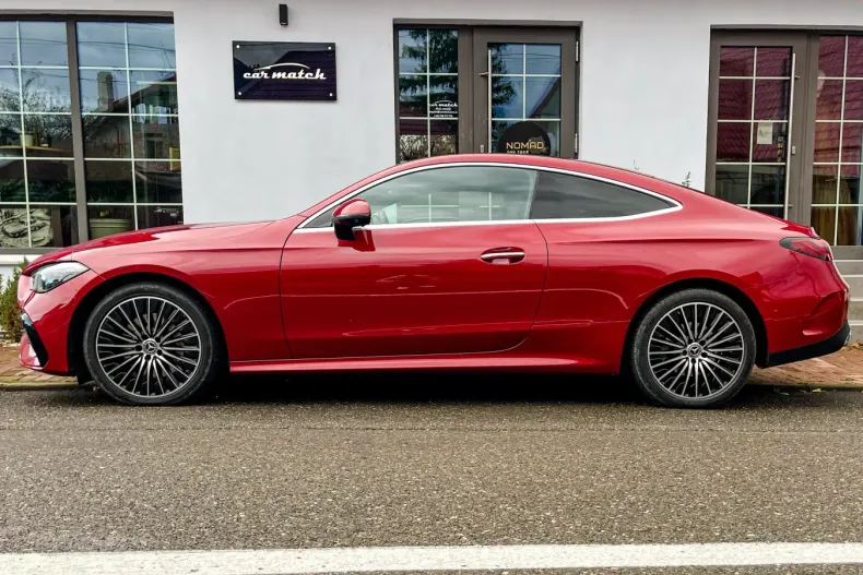 Mercedes-Benz CLE 200 din 2023 cu 28.200 km - oferta MER147347 - foto 8