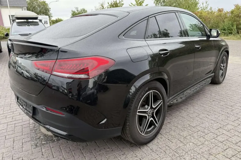 Mercedes-Benz GLE 300 din 2022 cu 49.900 km - oferta MER147348 - foto 4