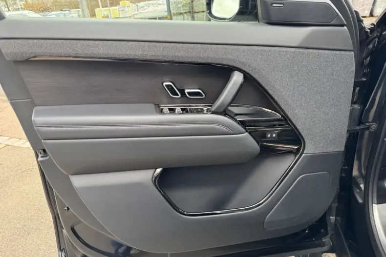 Land Rover Range Rover Sport din 2023 cu 89.900 km - oferta LAN147362 - foto 17