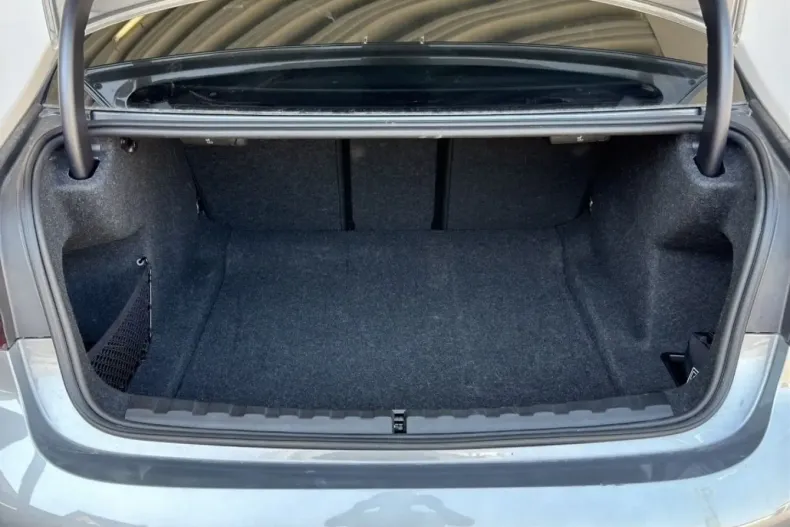 BMW 320 din 2025 cu 24.465 km - oferta BMW147363 - foto 8