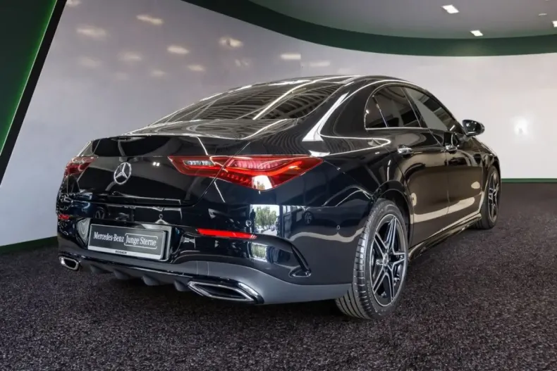 Mercedes-Benz CLA 220 din 2024 cu 21.411 km - oferta MER147368 - foto 3