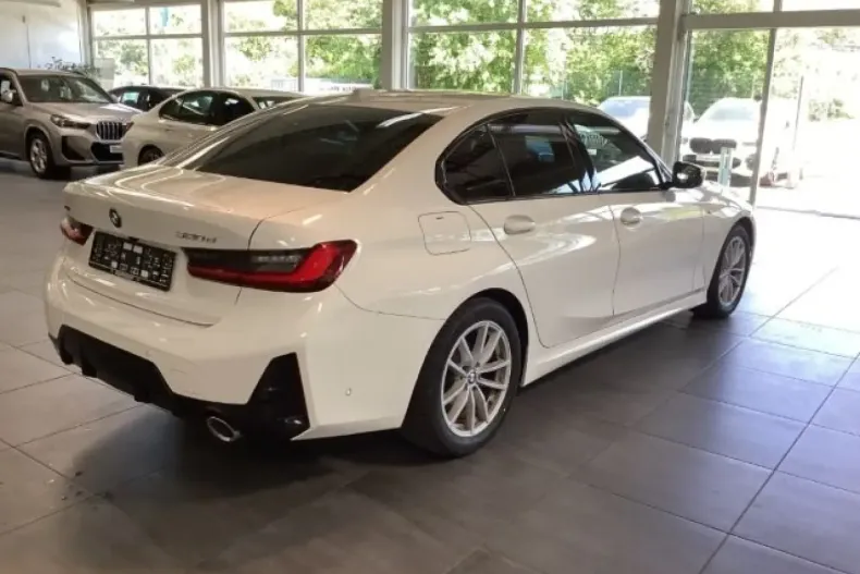 BMW 320 din 2024 cu 25.400 km - oferta BMW147373 - foto 6