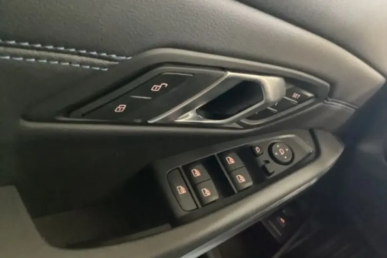 BMW 320 din 2024 cu 25.400 km - oferta BMW147373 - foto 12