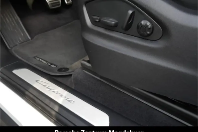 Porsche Cayenne din 2024 cu 21.358 km - oferta POR147375 - foto 24