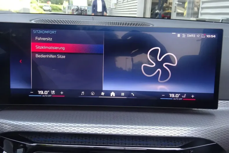 BMW M440 din 2025 cu 24.940 km - oferta BMW147376 - foto 18