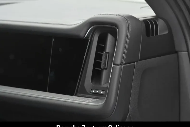 Porsche Cayenne din 2024 cu 24.054 km - oferta POR147381 - foto 22