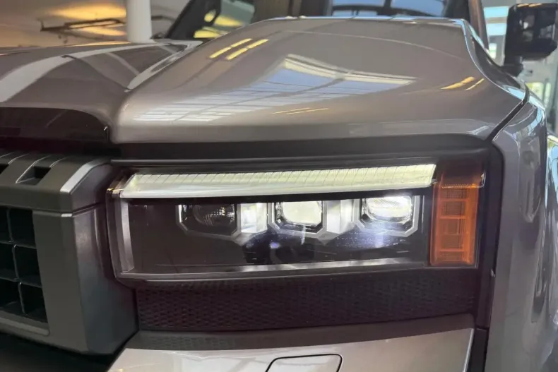 Toyota Land Cruiser din 2024 cu 3.710 km - oferta TOY147383 - foto 3