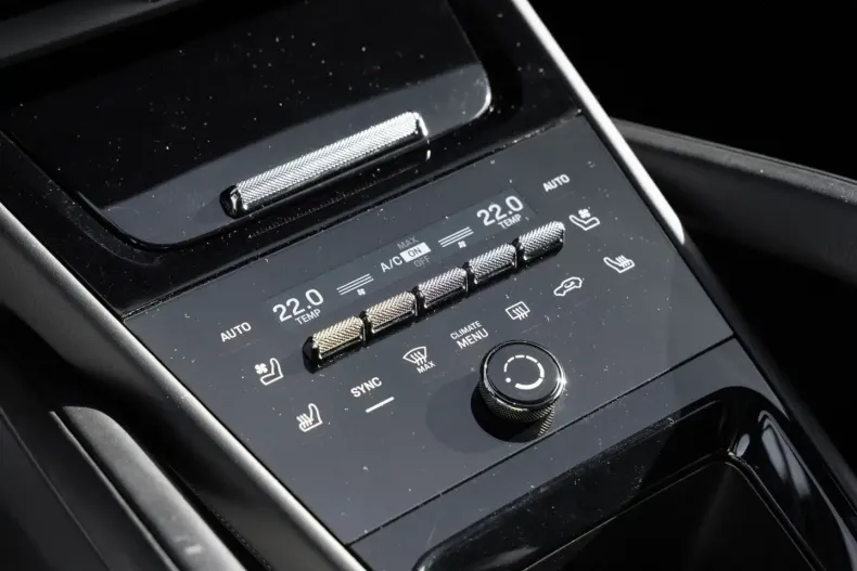 Porsche Cayenne din 2024 cu 28.900 km - oferta POR147394 - foto 30