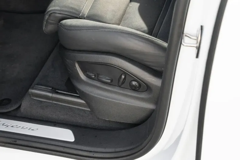 Porsche Cayenne din 2024 cu 28.900 km - oferta POR147394 - foto 34